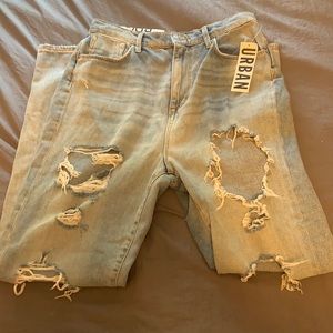 BDG high rise mom jeans (NWT)